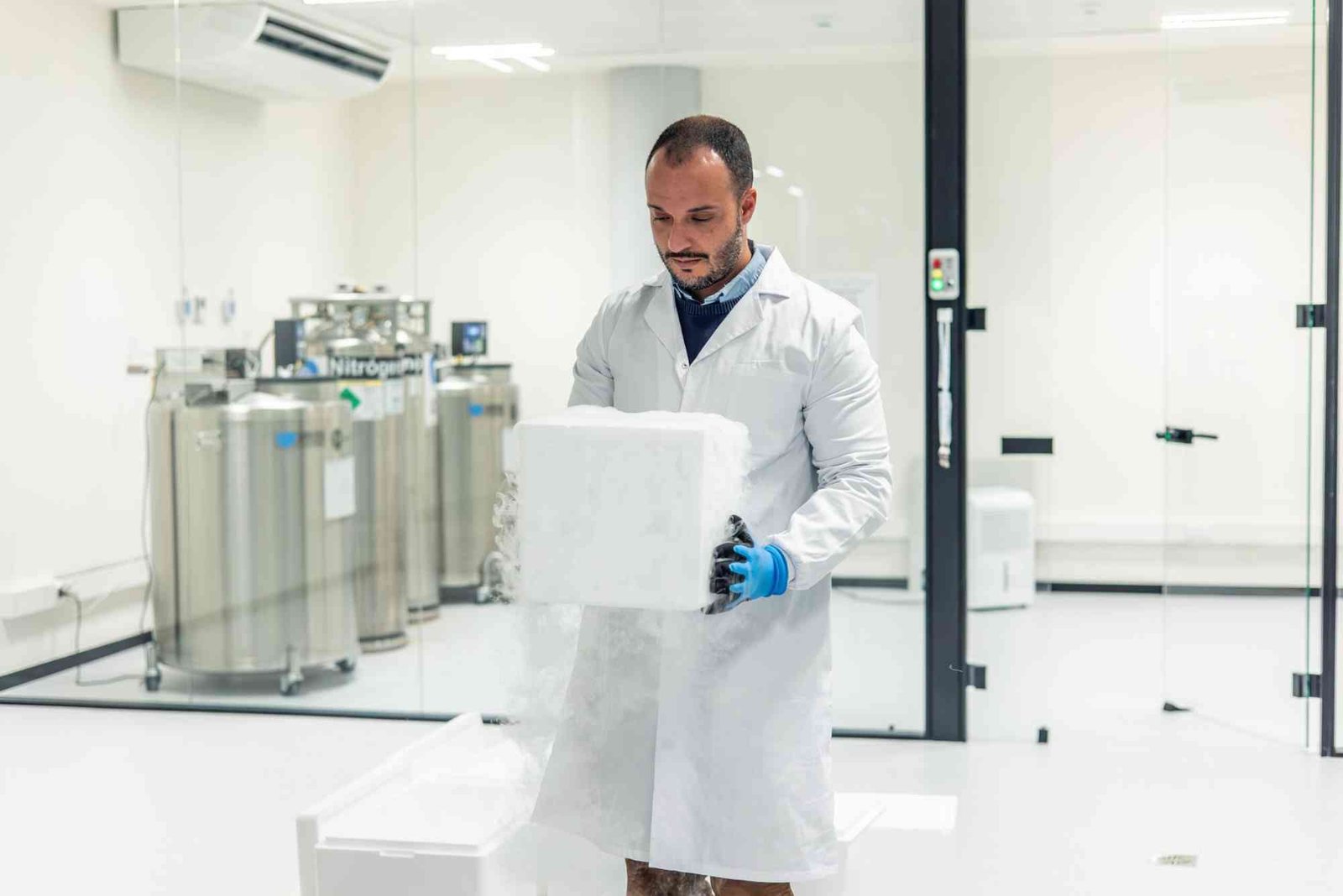 How to Dispose of Dry ice Packaging at Home
